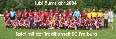 2004 gegen die SC Traditionself, Olli links unten, 3. hinten von links Joachim Löw