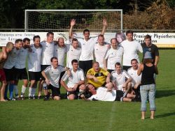 Die Six Pack Boys gewinnen den Pokal